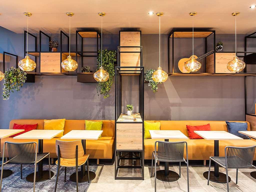 Hotel Ibis Bragança Restaurace fotografie